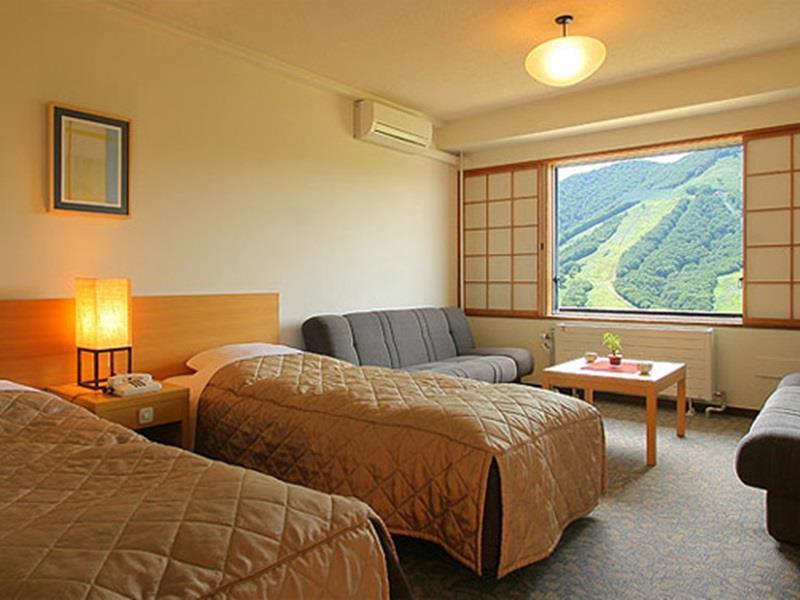 Madarao Kogen Hotel Iiyama Exterior photo